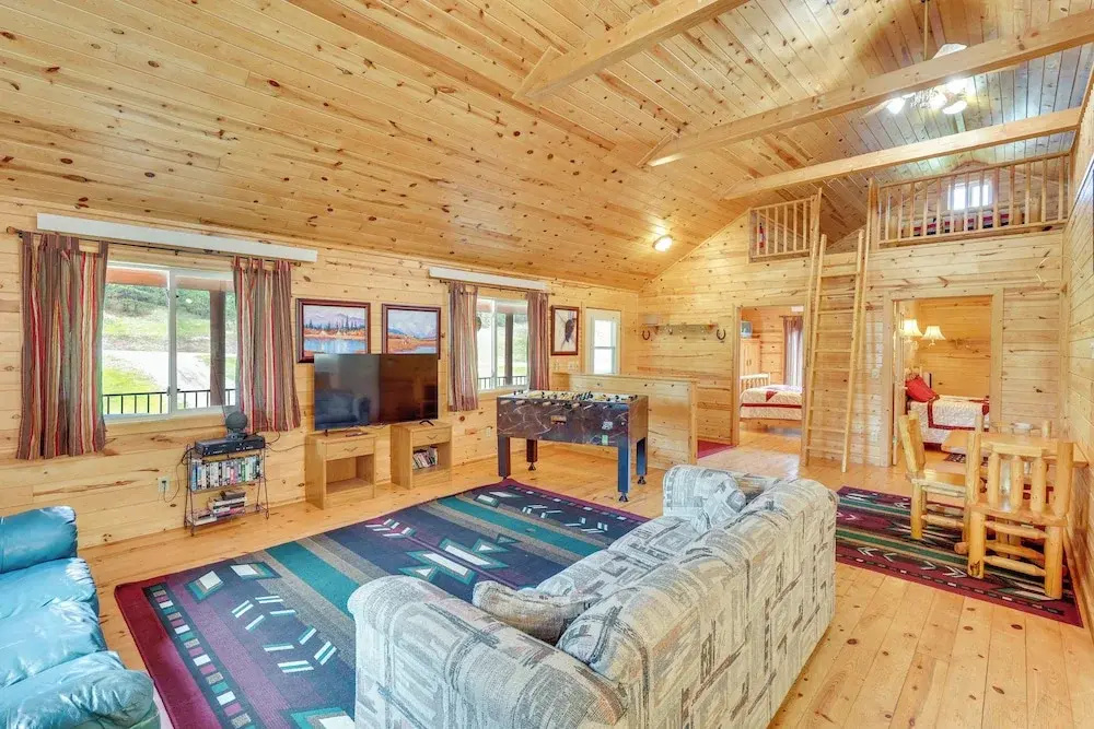 Wraparound Deck + Bbq: Pet-friendly Deadwood Cabin