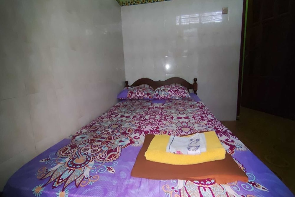 Hotel O Pondok Wisata Kurniawan 2NearWonogondang Camp ( Bumi Perkemahan Wonogondang )