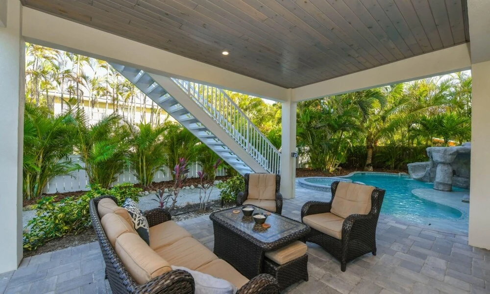 Atlantis Beach House by AMI Locals