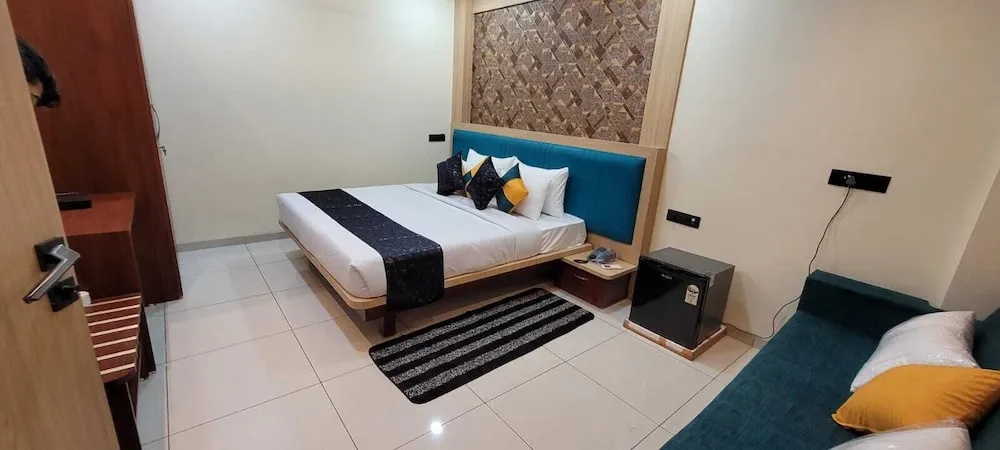 Hotel Sarika International