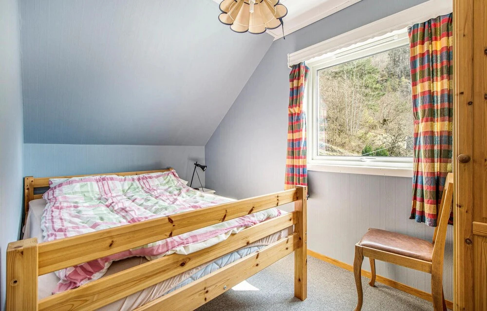 5 Bedroom Amazing Home In Strandebarm