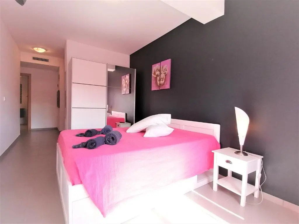 Paraiso Sol Rocha Luxurious beach apartment