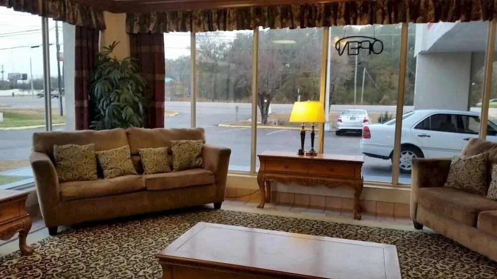Ramada Inn Airport