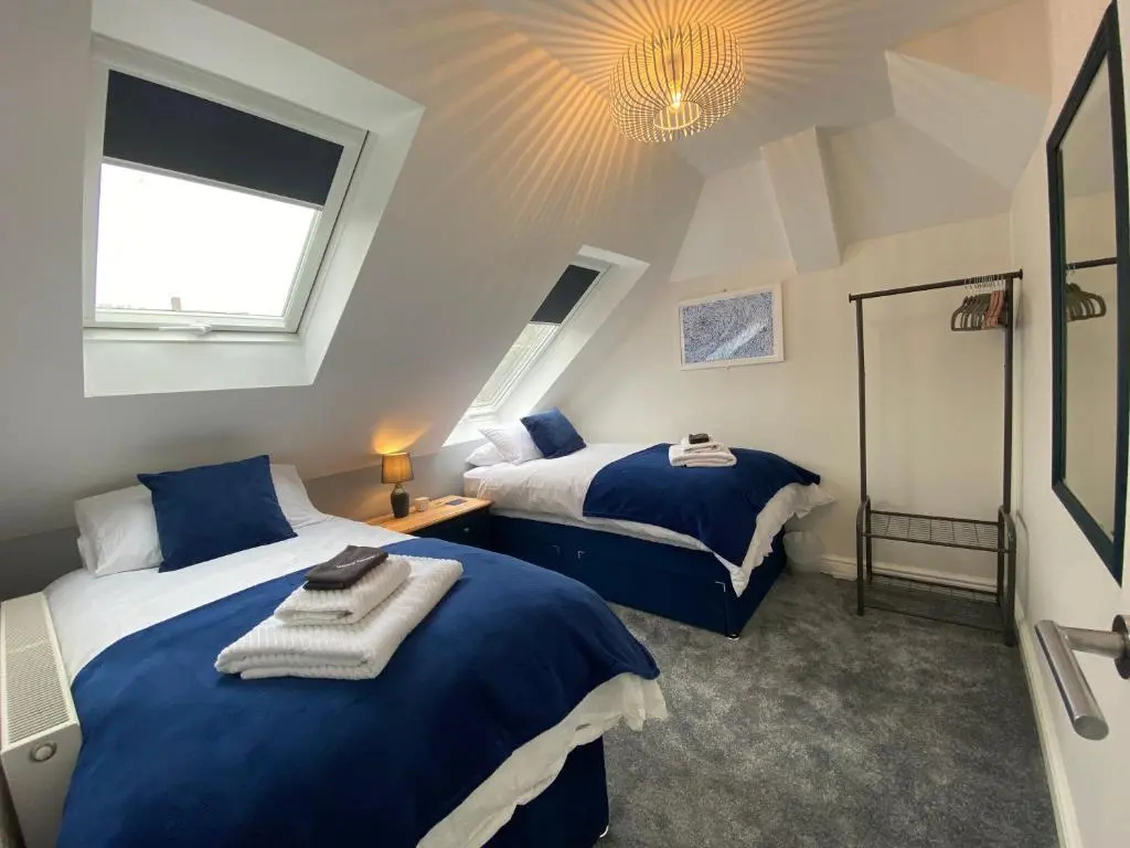 Willows Worthing 4 bed With ev Charger & sea Views
