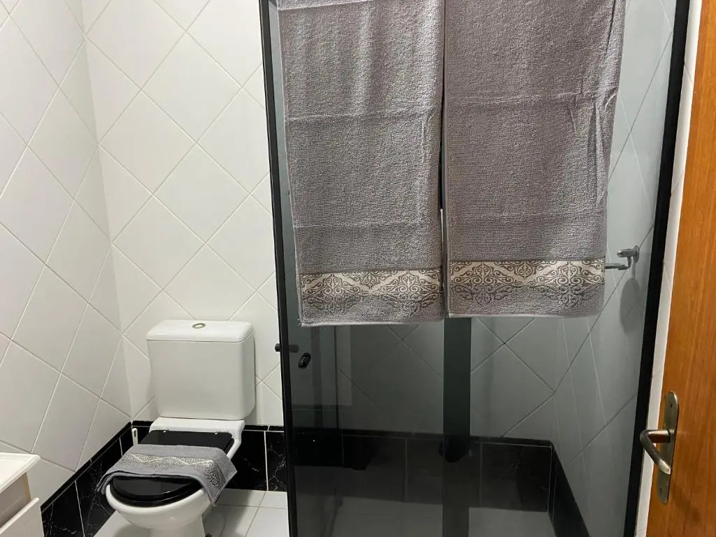 Sobrado Oktober com Piscina