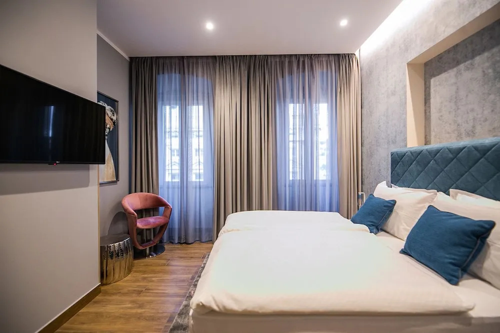 Teatro Suite & Rooms