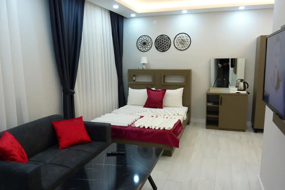 Konyaaltı HOTEL