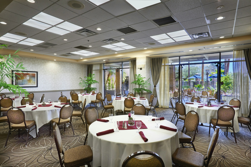 Embassy Suites by Hilton Phoenix Scottsdale