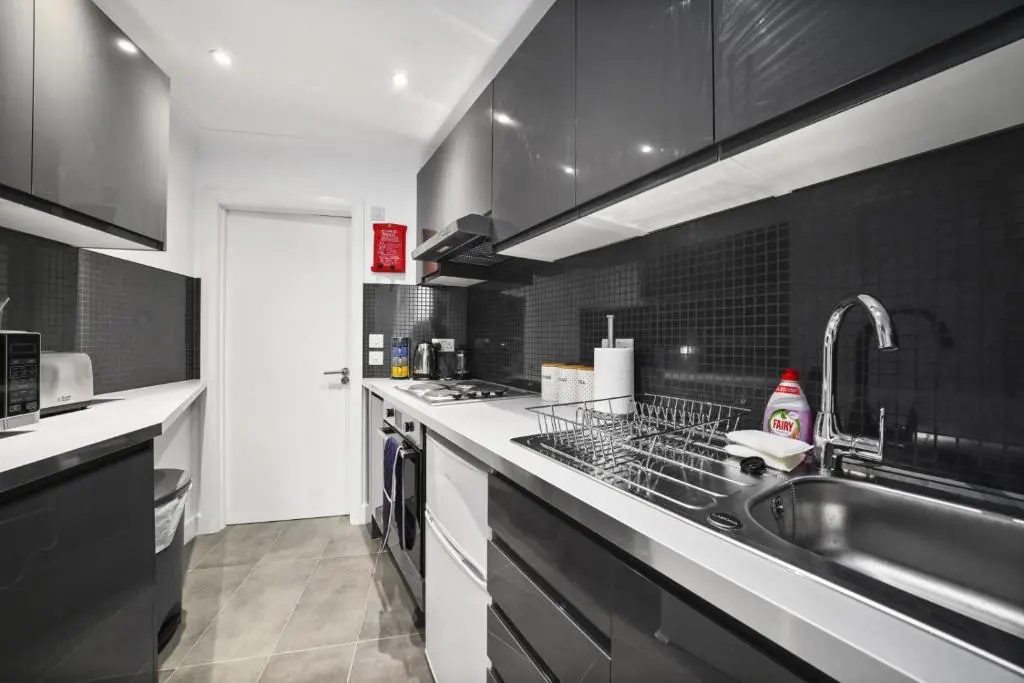Studio in the Heart of the City - Aldgate Zone 1
