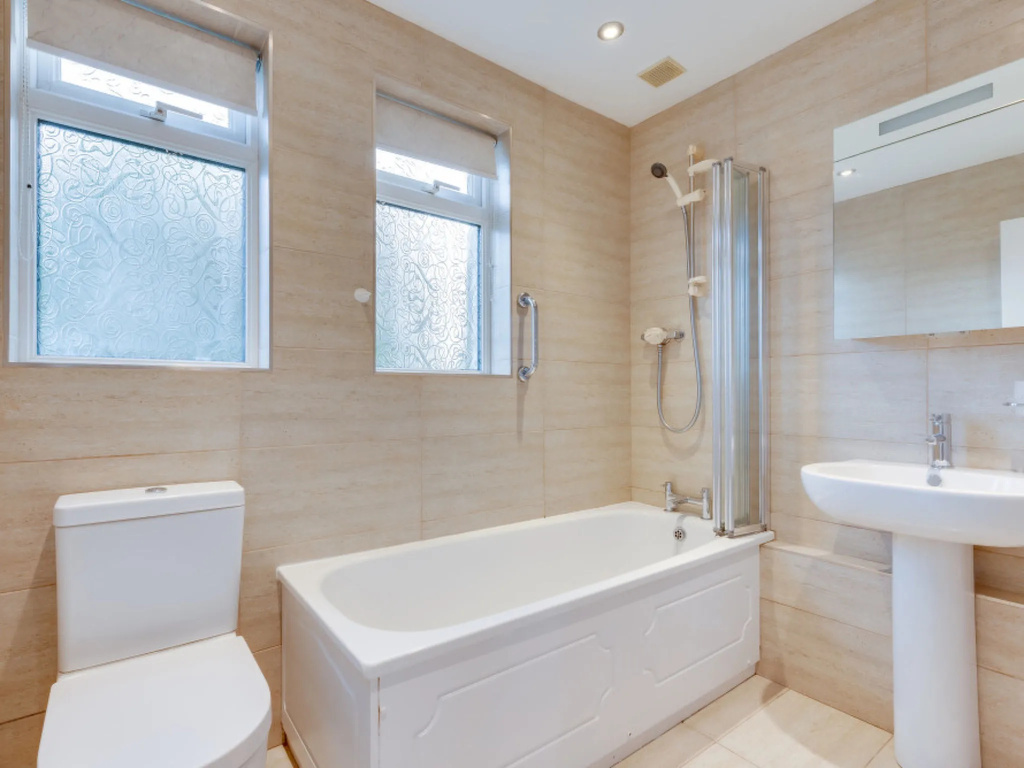 2 Bed in South Molton oc-willo