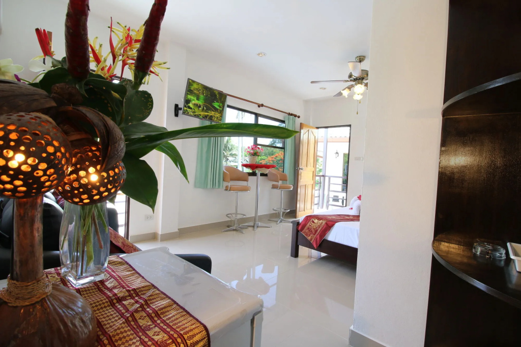 Ya Nui Resort