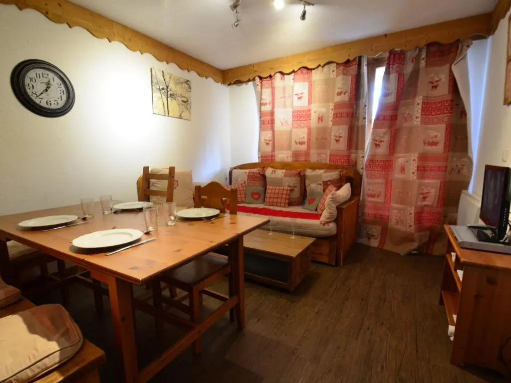 Appartement Les Menuires, 2 pièces, 4 personnes - FR-1-452-15