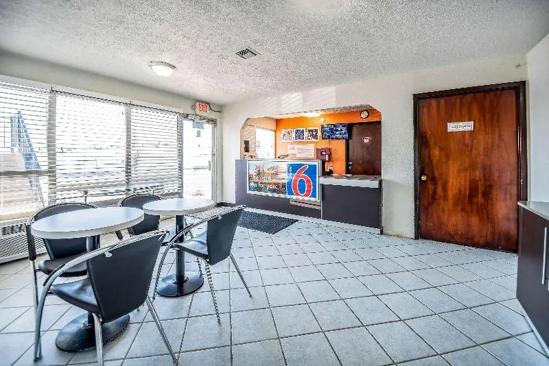 America's Best Value Inn & Suites Columbus