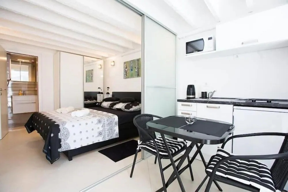 Val Apartments