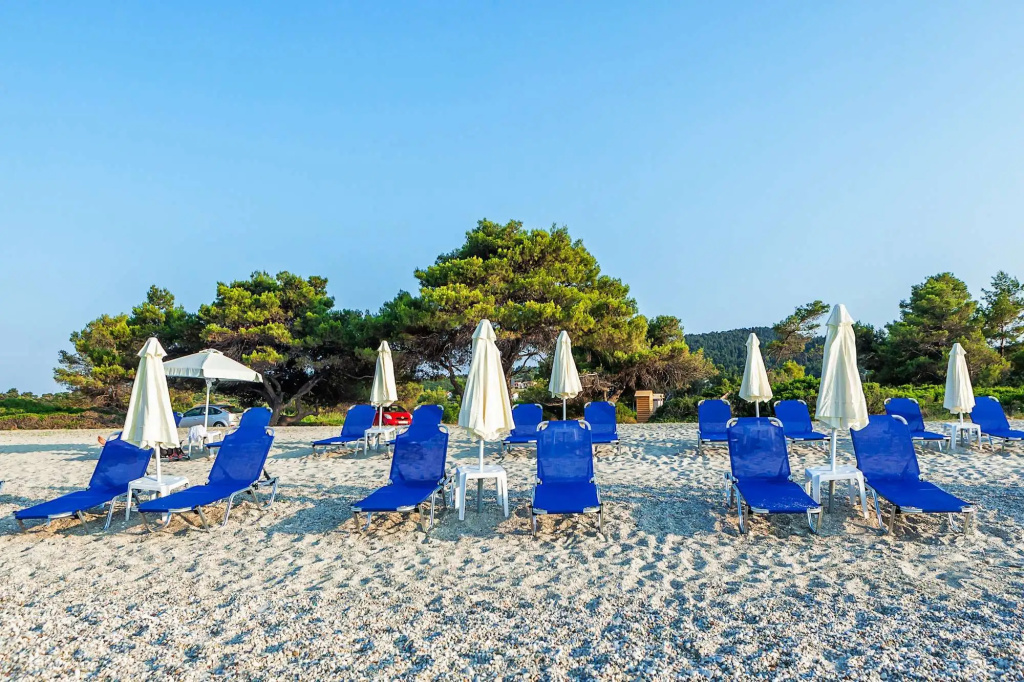 Xenios Port Marina Hotel