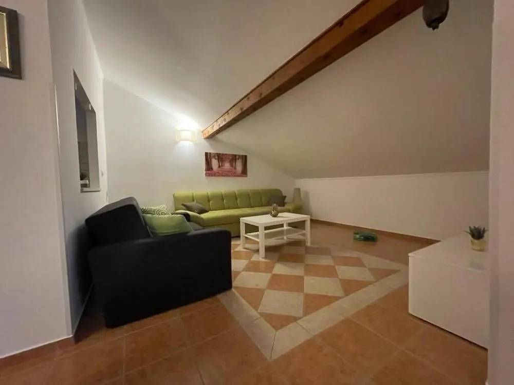 Aparment More