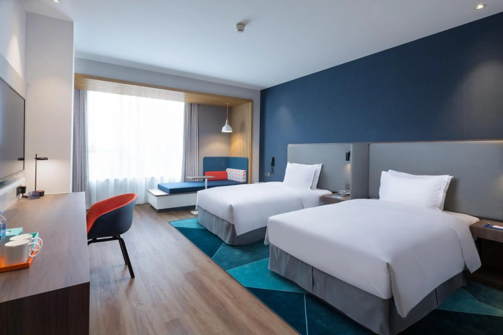 Holiday Inn Express Shanghai Kangqiao by IHG