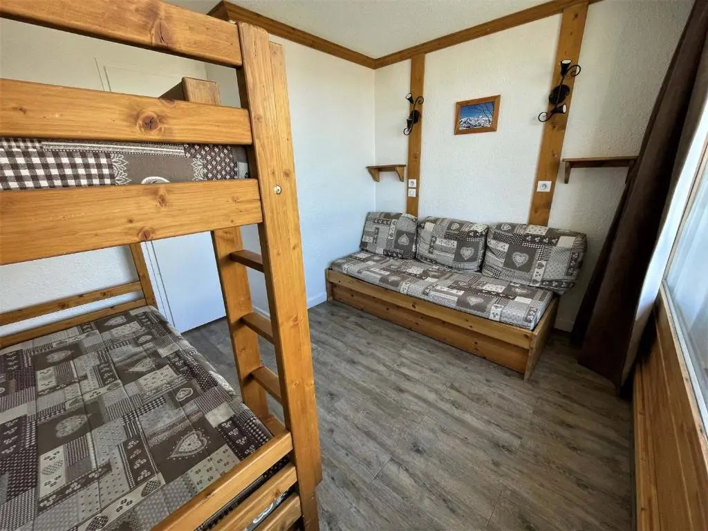 Appartement Les Menuires, 2 pièces, 5 personnes - FR-1-452-181