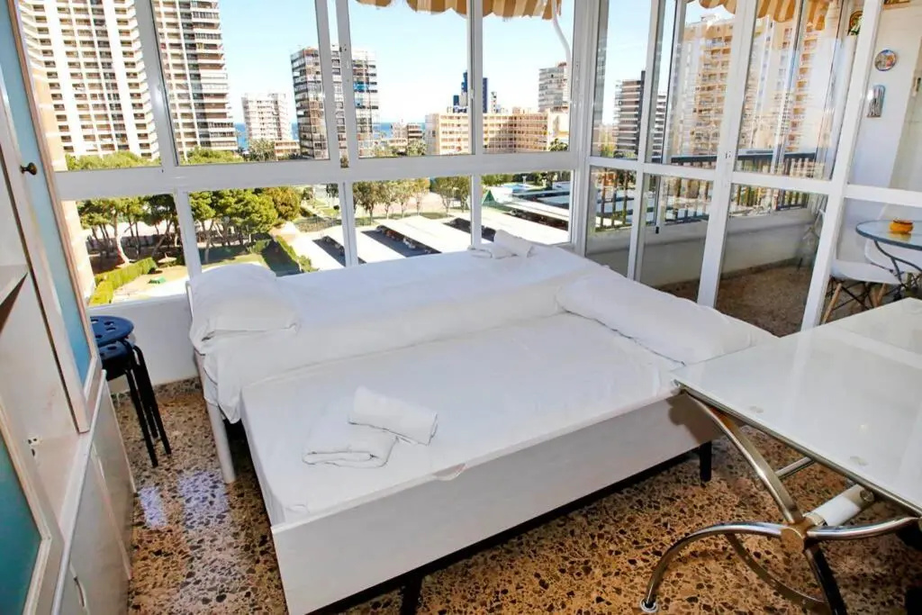 Garden apartment with Pool and AC