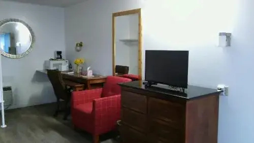 The Oak Motel