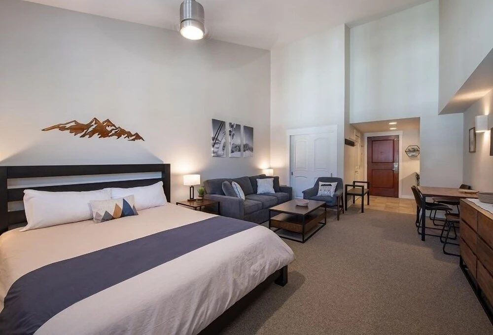 Sixth Floor Studio with Village and Mountain View - Fraser Crossing/Founders Pointe Premium-Rated 4669