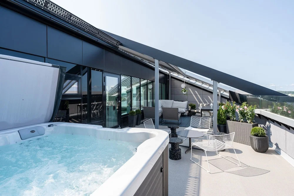 "KANSI" Penthouse - Hot Tub & 60m² Terrace