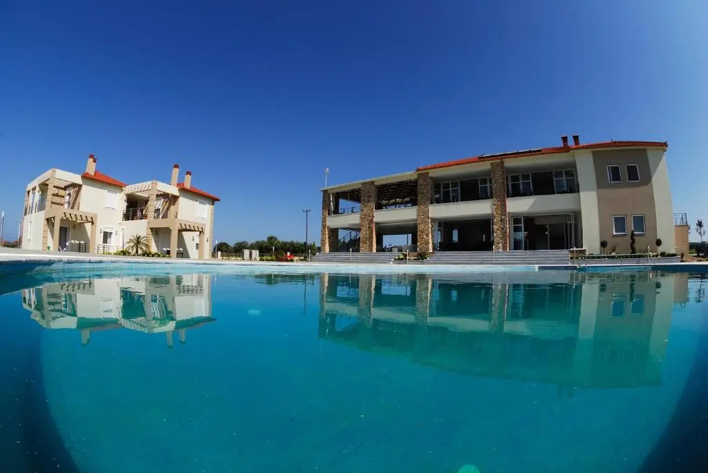 Antonios Village Hotel & Apartments