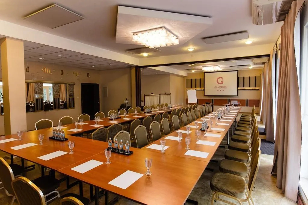 GLAMOUR - Restaurant & SPA