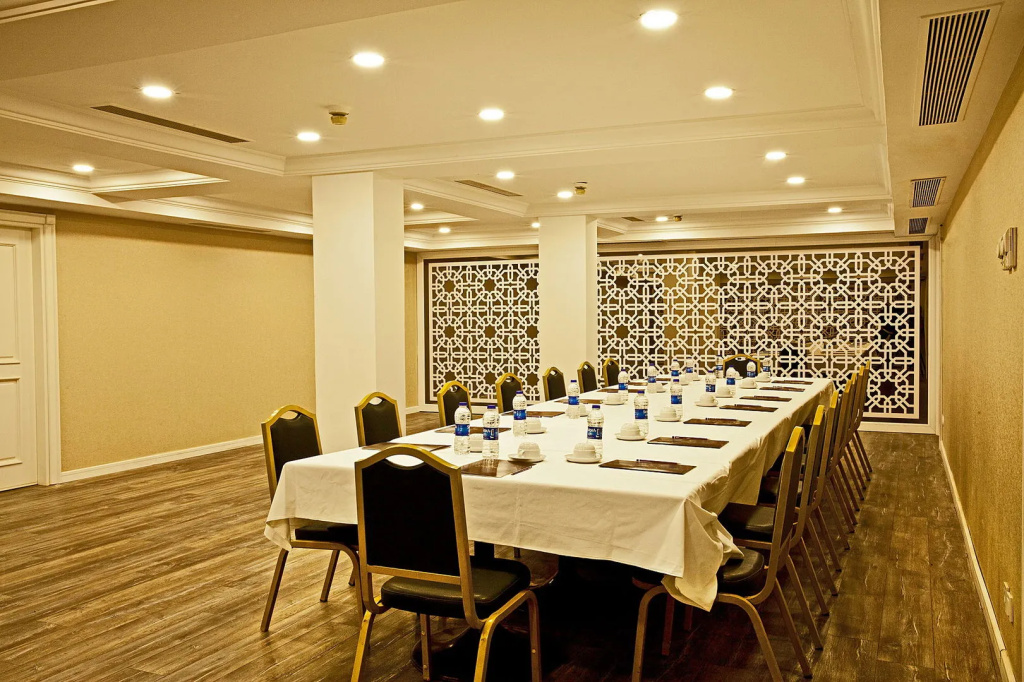 Seres Hotel Old City