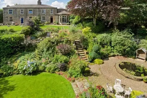 Woodlands Guest House