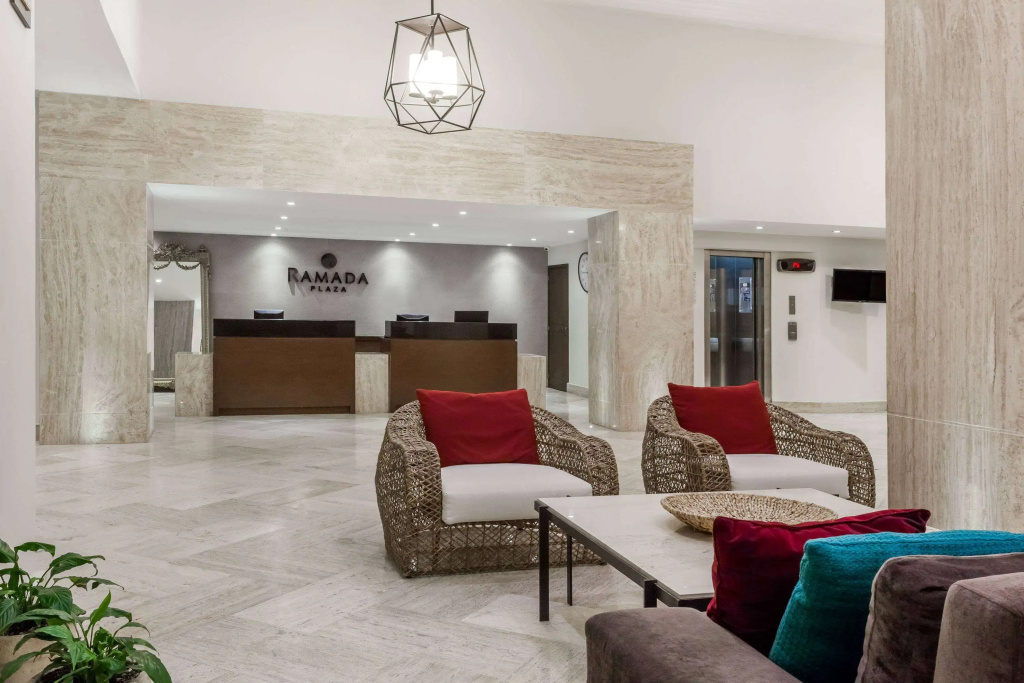 Ramada Plaza by Wyndham Leon