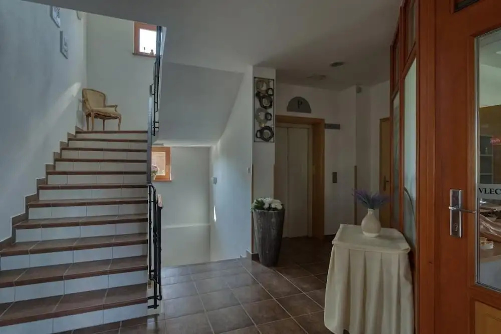 Garni Hotel Zvon