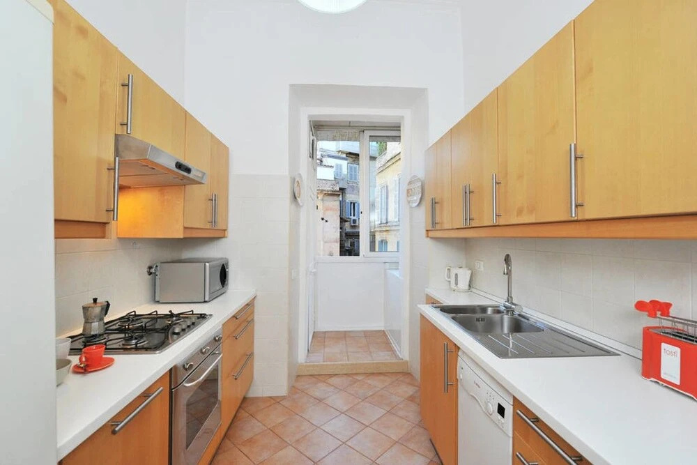 Elegant and Large 3beds Flat Beside Piazza Popolo