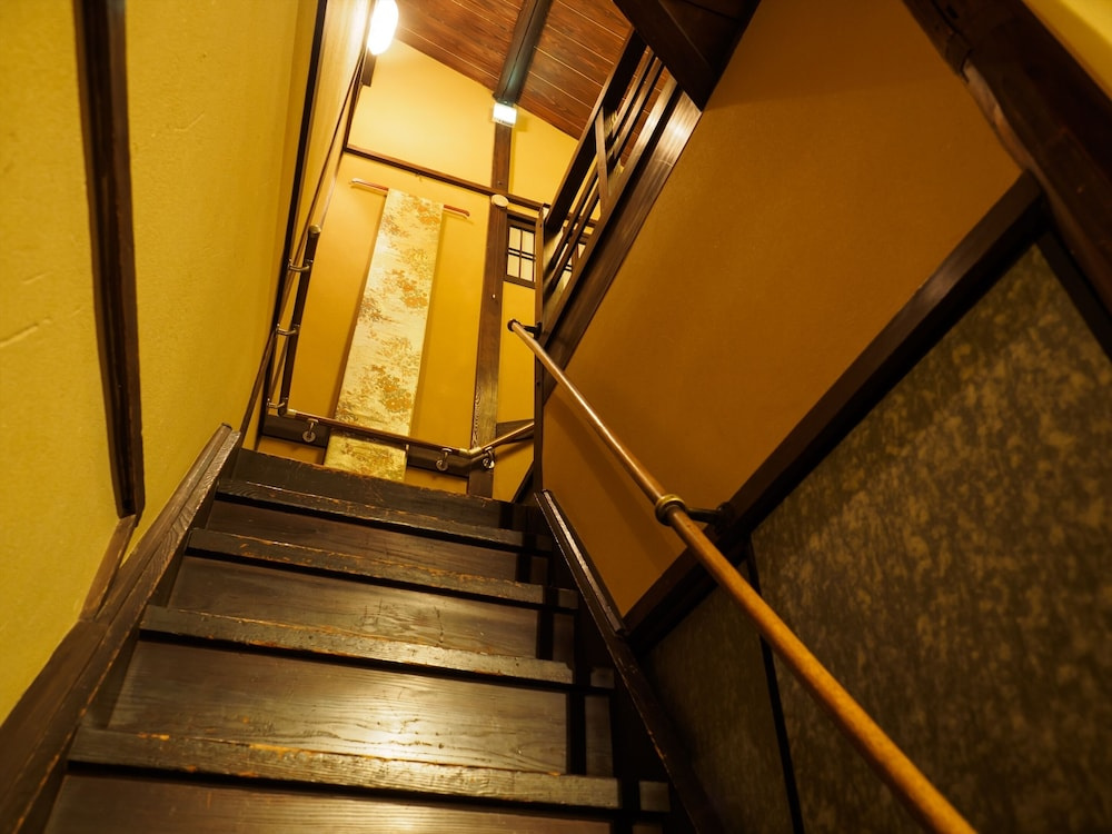 100 years old traditional Kyoto Machiya townhouse - K's Villa