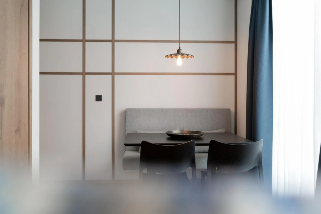 Omaela Apartments