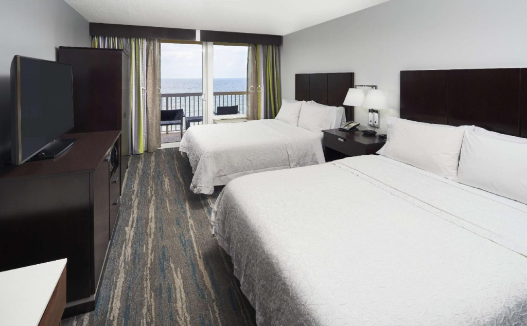 Hampton Inn Daytona Beach/Beachfront