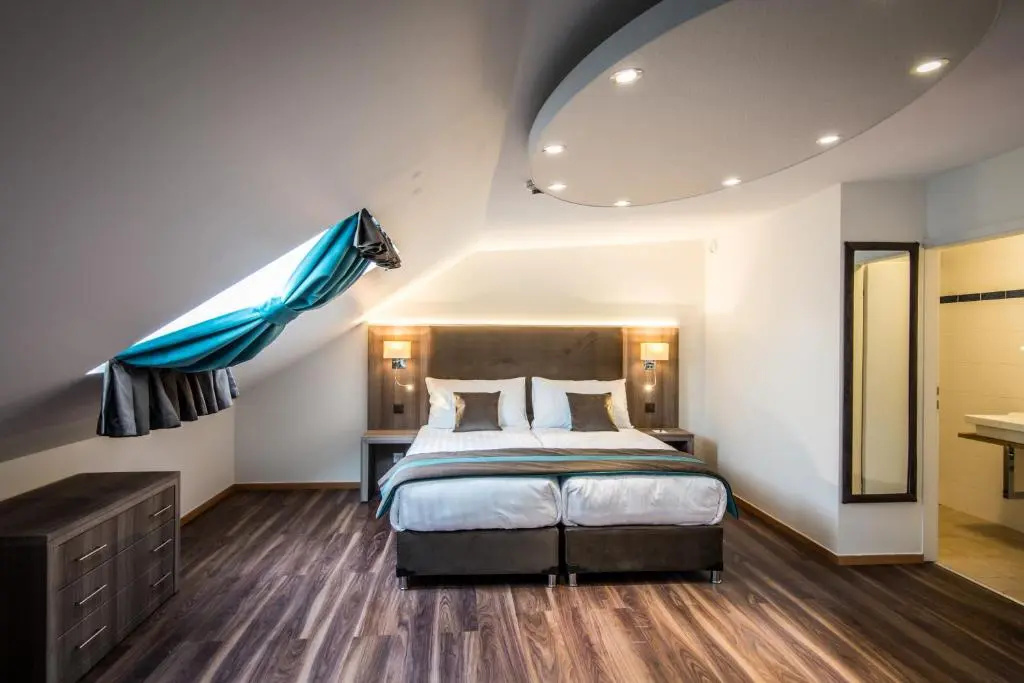 Hotel Rousseau