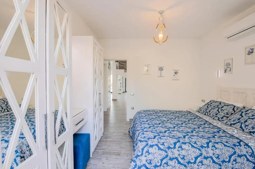 Tintin Villa appart