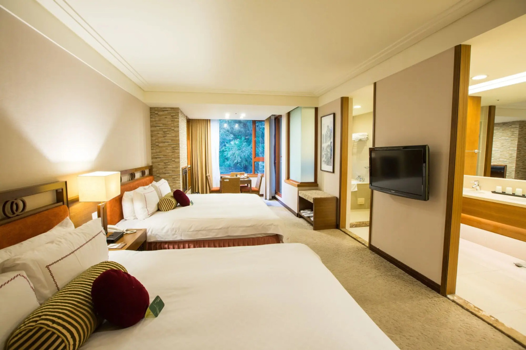 Alishan Hotel