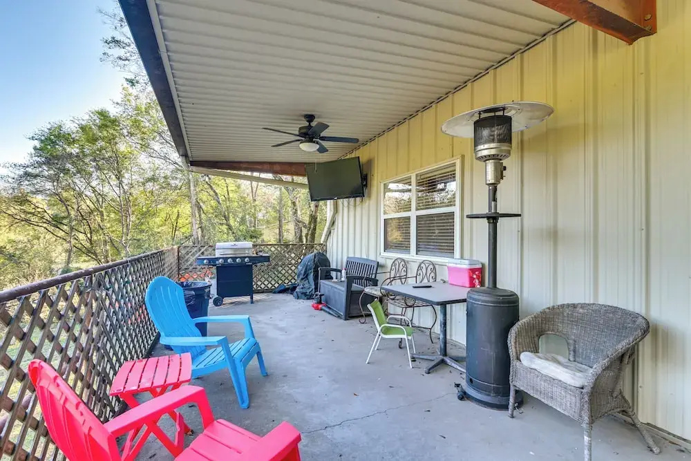 Riverfront Fishing: Home in Columbus w/ Grill