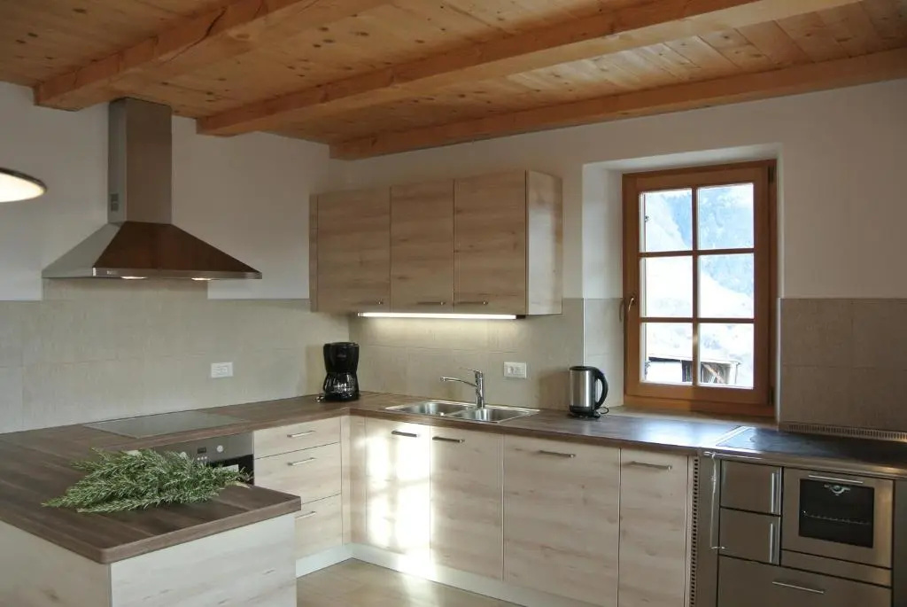 Unterkofler Farm Holiday - Peaceful Nature Stay with Stunning Panoramic Views near Bolzano