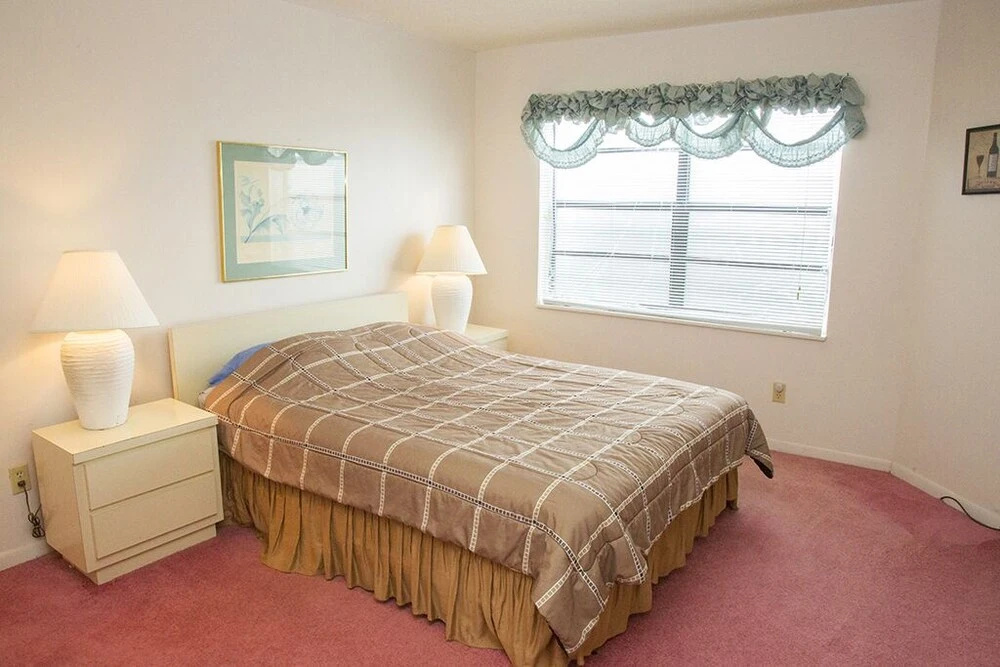 Country Club Minium 2 Bedroom Condo