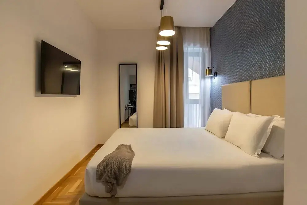 Essence Collection Hotel