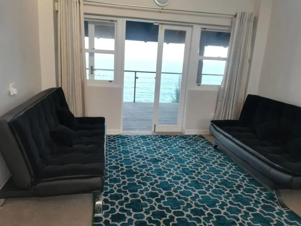 Seaside Retreat- Main House
