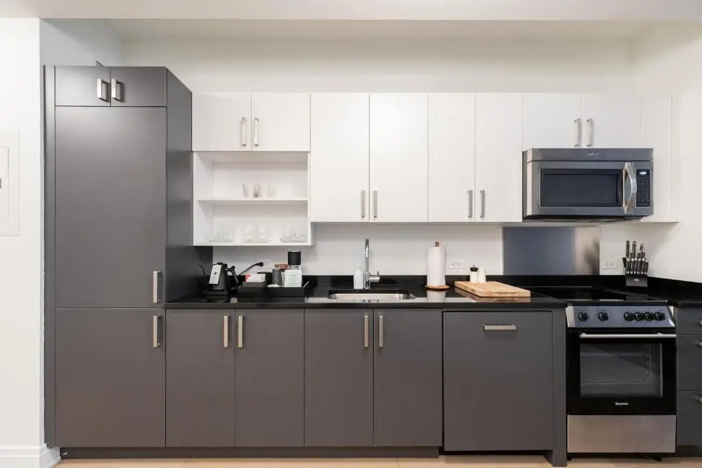 Mint House 70 Pine by Kasa