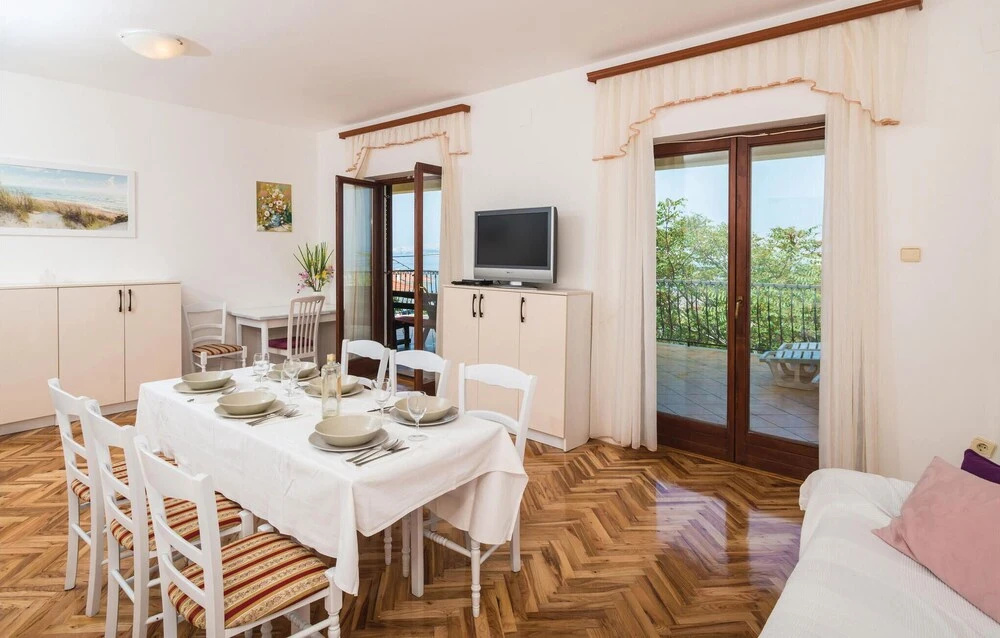Stunning Apartment in Senj With 4 Bedrooms