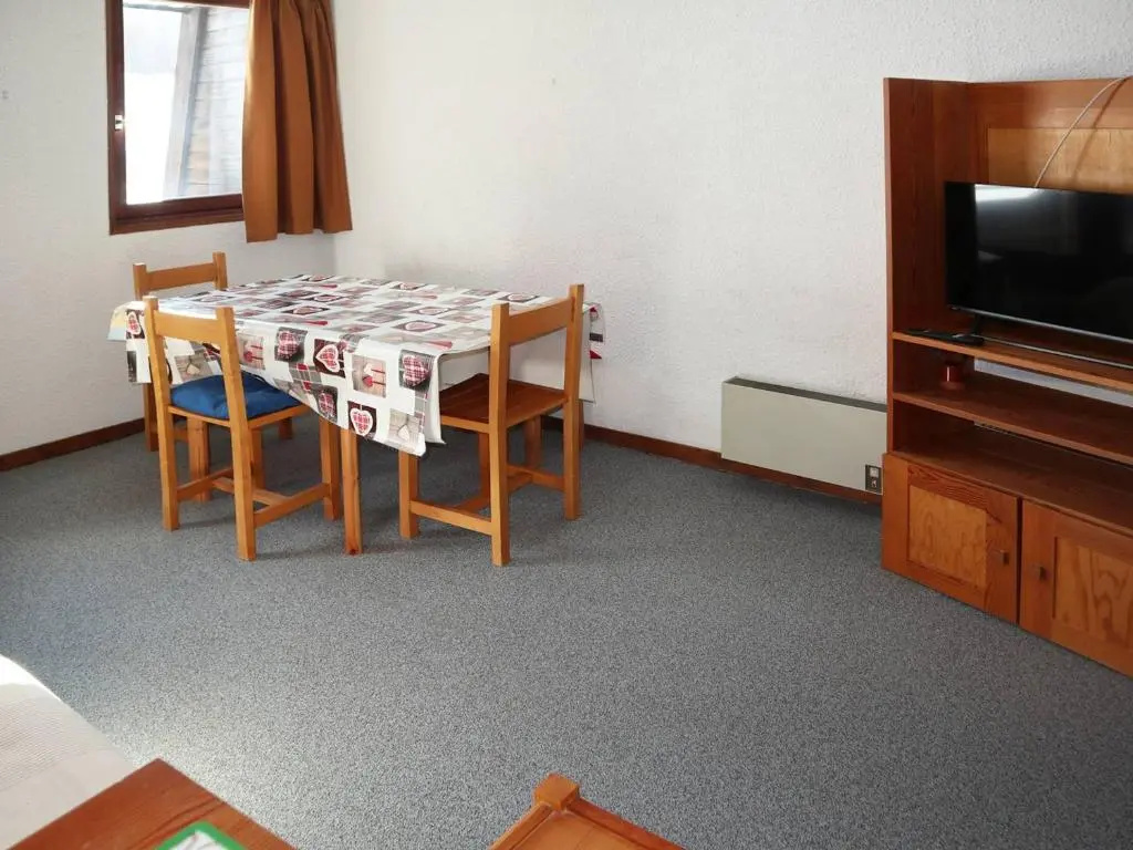 Studio Les Orres, 1 pièce, 4 personnes - FR-1-322-472