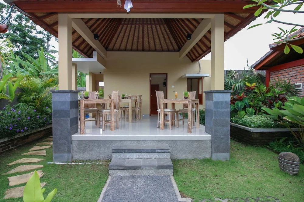 Airy Sukawati Kemenuh Raya Sumampan Bali
