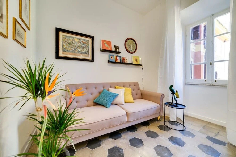 Lovely Renovated Flat/4guests/exclusive Location!