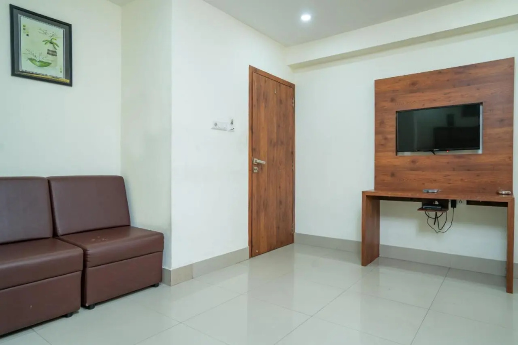 Nexstay Crystal Residency
